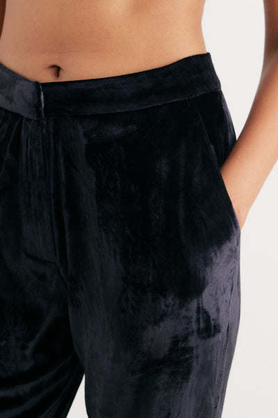 Black Silk Velvet Narrow Pants