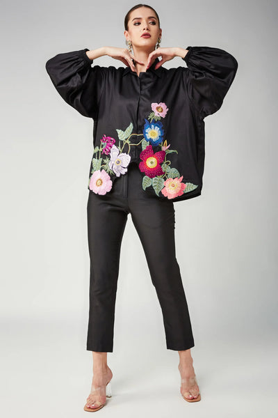 Full bloom oversized black shirt