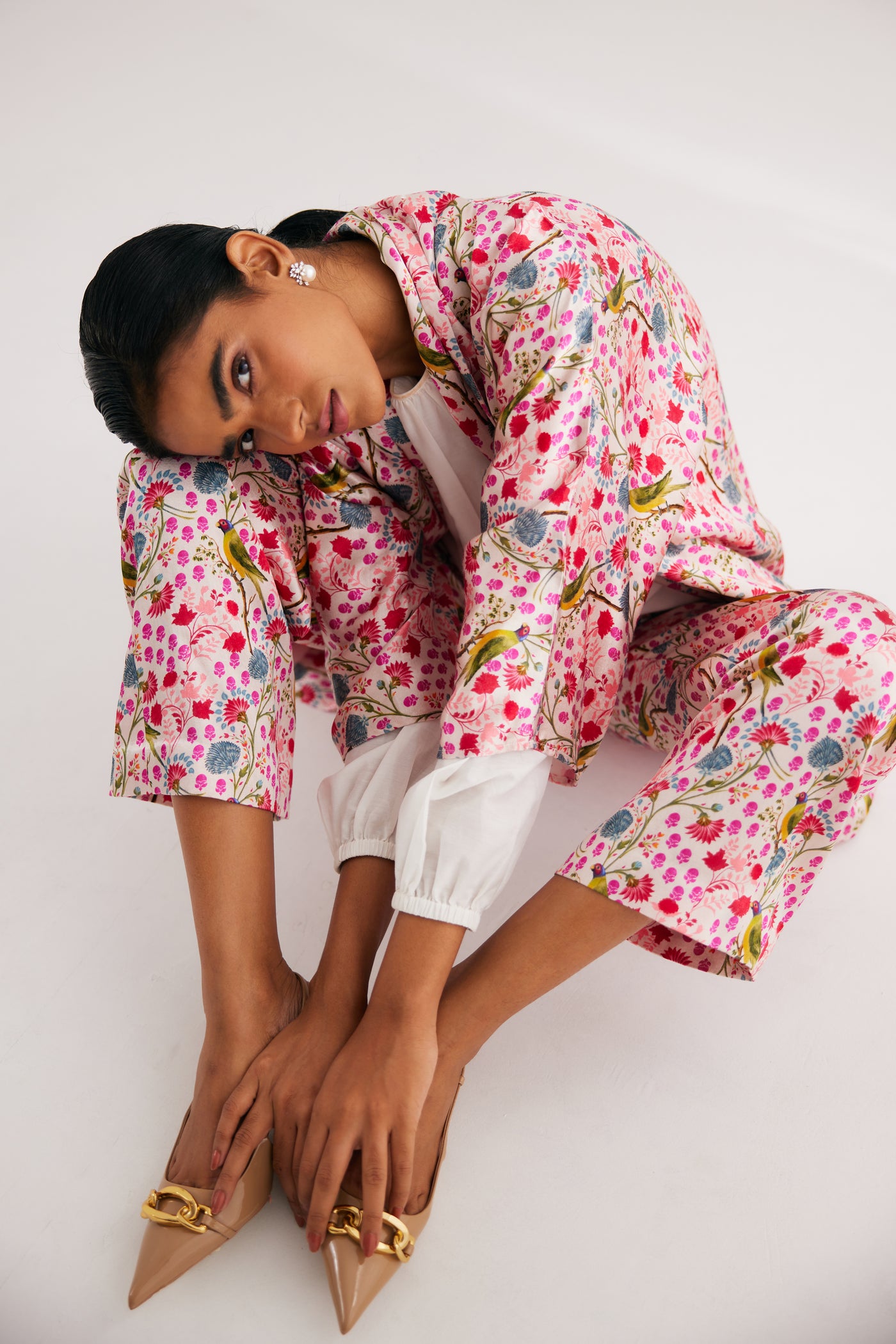 White Parrot Print Mashroo Satin Cape & Pant Set