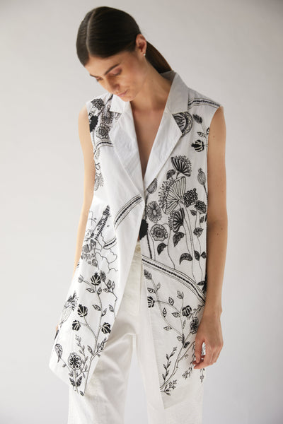 Tropic Half Trench, Machine and Hand Embroidery, BeTrue, Be True